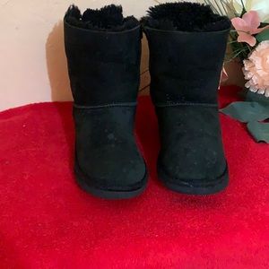 UGG BOOTS🖤🖤